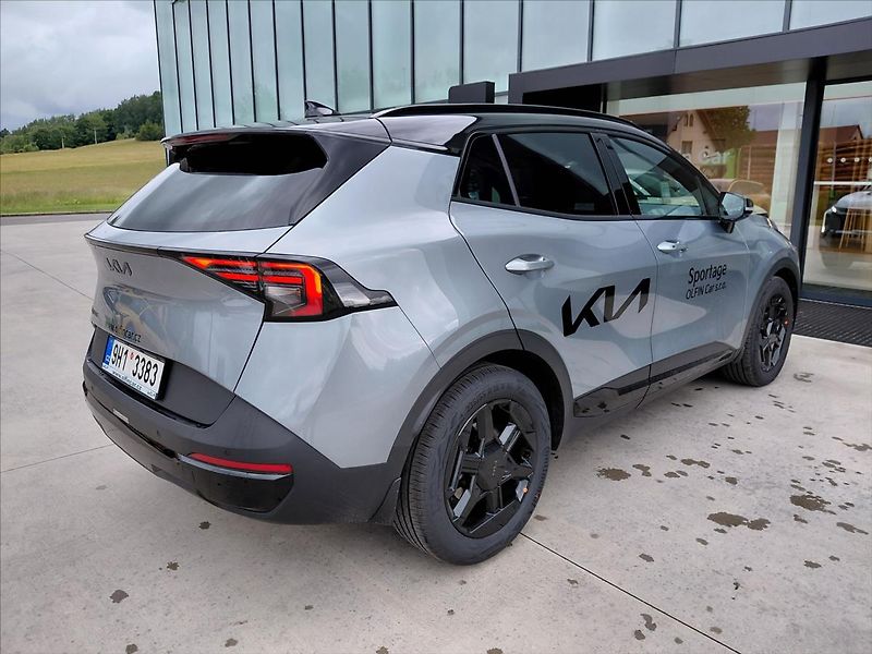 Kia Sportage 1,6   T-GDI 7DCT 4x4 BLACK ED. - fotka 6 z 16