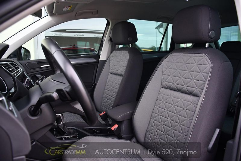 Volkswagen Tiguan 2.0TDi DSG NAVI TAŽNÉ ČR 1.M - fotka 11 z 53