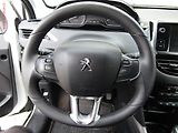 Peugeot 2008 (2019) 1.2 PT, ČR, AT - náhled 19