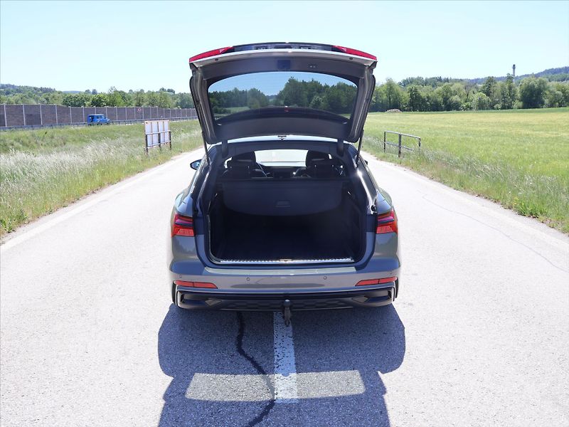 Audi A6 Avant 2,0 40 TDI Quattro S-Lin - fotka 9 z 41