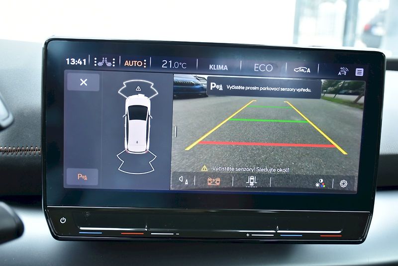 Cupra Born (2021) 150 KW 58kWh Baterka - fotka 17 z 28
