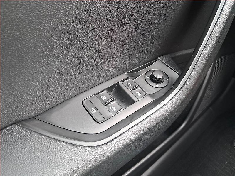 Škoda Superb (2017) 2.0 TDI, Serv.kniha, Tempomat - fotka 16 z 17