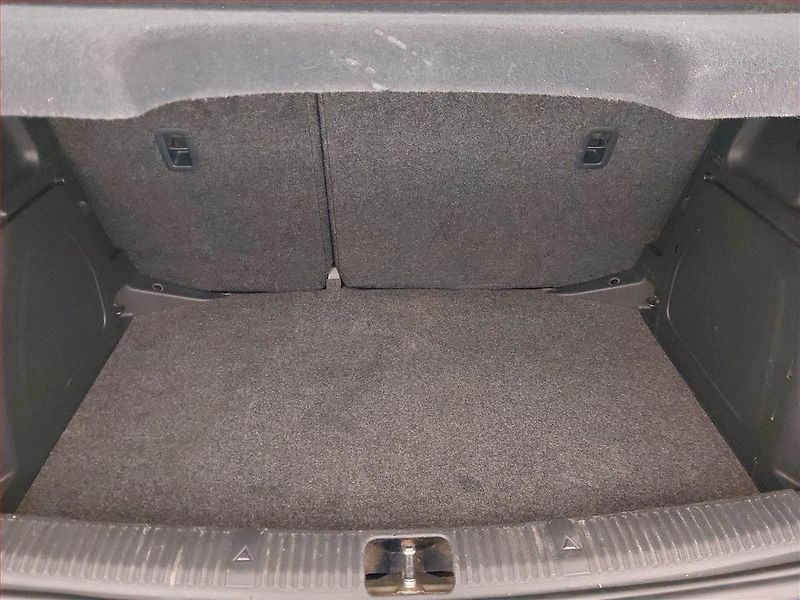 Škoda Fabia (2010) Style 1.2, po STK, dobrý stav - fotka 13 z 15