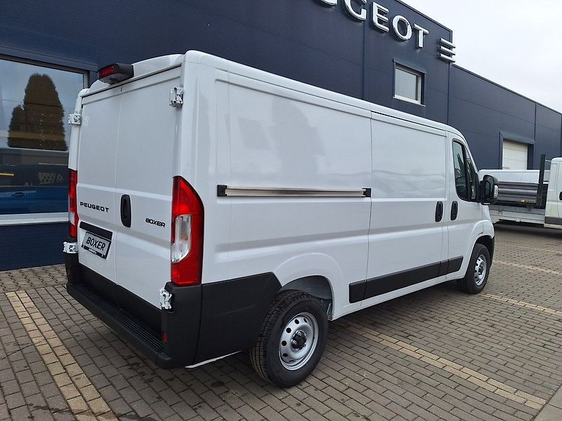 Peugeot Boxer (2026) Furgon 3300 L2H1 BHDi 140k  M6 - fotka 7 z 12