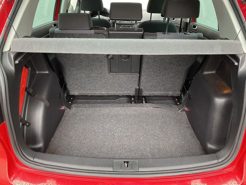 Volkswagen Golf Plus (2011) 1.4 TSi, ČR, AC, xenon, park - fotka 7 z 16