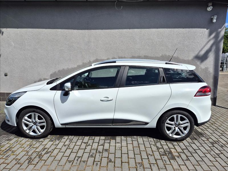 Renault Clio 1,2 i GrandTour Klima Výhřev - fotka 3 z 28