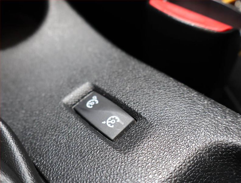 Renault Mégane (2015) 1.6 16V, Tempomat - fotka 16 z 19