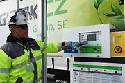 Nová plnicí stanice zkapalněného zemního plynu LNG do nádrží tahačů kamionů s nepřetržitým bezobslužným provozem společnosti GasNet u Klecan na Praze-východ.