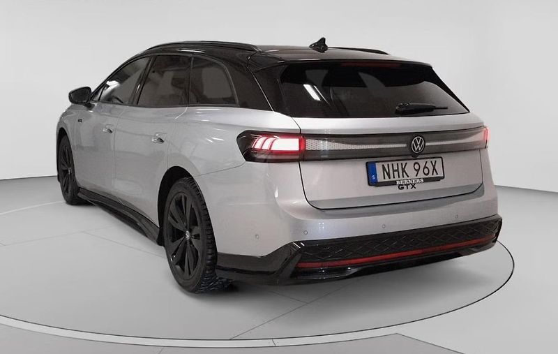 Volkswagen ID.7 Tourer GTX 360kam Masáž HuD Tažné - fotka 3 z 18