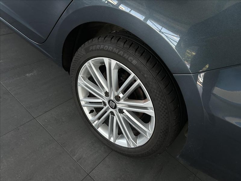 Seat Leon 1,5   TSI,SERVISKA,XCELLENCE - fotka 27 z 27