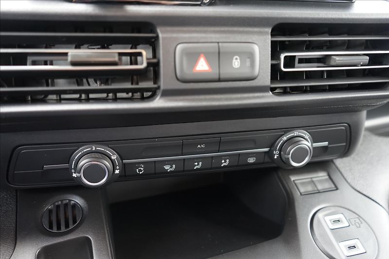Citroën Berlingo (2026) 1,5 Diesel100kManualPROFITONIC - fotka 20 z 26