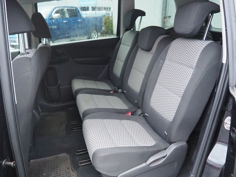 Volkswagen Sharan (2011) 2.0 TDI 103 kW, Tažné - fotka 11 z 33