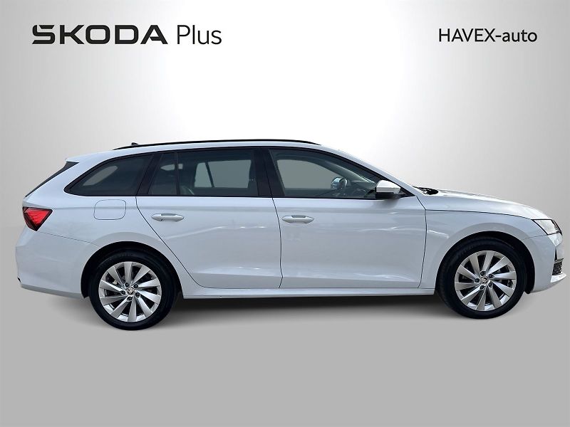 Škoda Octavia (2024) Combi 2.0 TDI Selection - fotka 30 z 32
