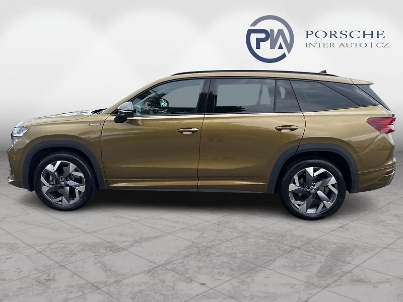 Škoda Kodiaq 2.0 TDI 7DSG SPORTLINE 4x4 142 - fotka 3 z 30