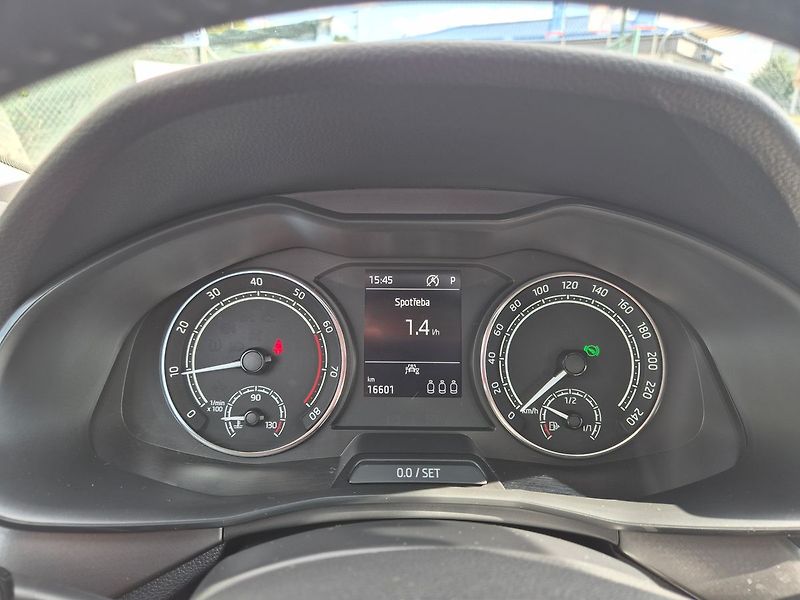 Škoda Kamiq 1,0 TSI DSG Style 81kW - fotka 13 z 24