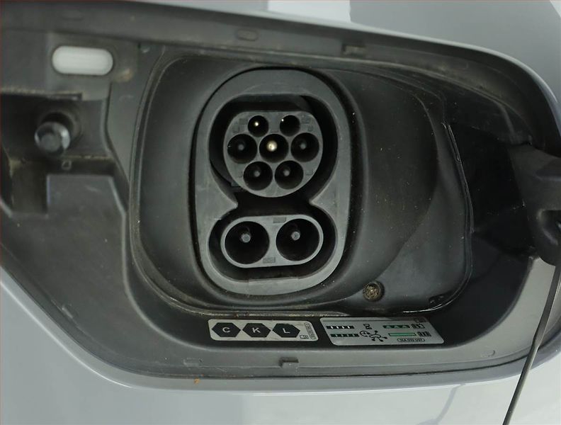Cupra Born (2023) 58, SoH 89% - fotka 17 z 17