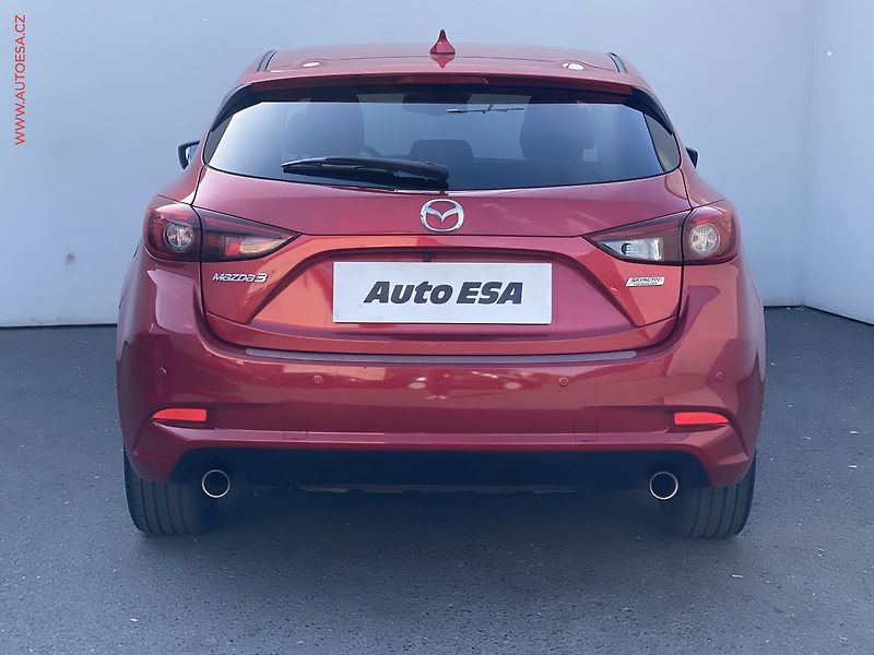 Mazda 3 (2018) 2.0 i, ČR, LED, navi - fotka 5 z 18