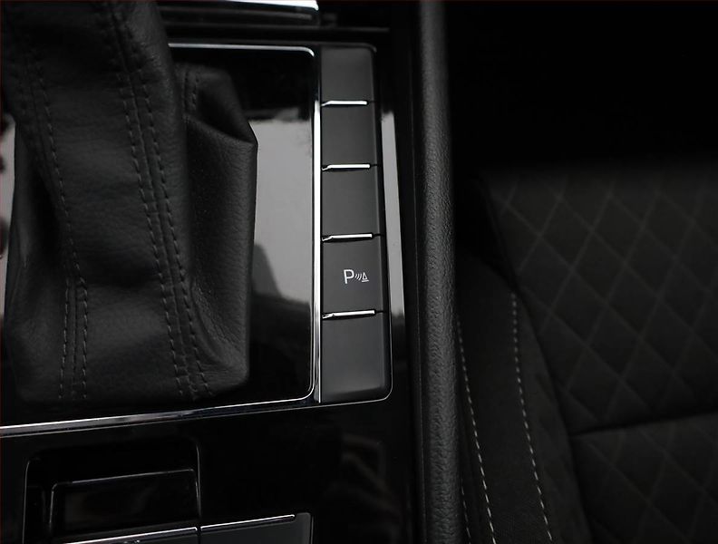 Škoda Superb (2016) Style Plus 2.0 TDI, Automat - fotka 14 z 20
