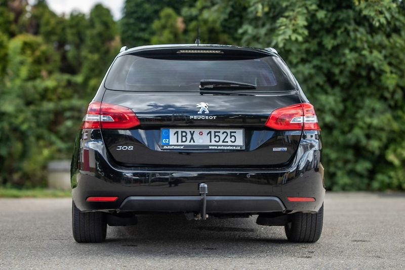 Peugeot 308 - fotka 6 z 21