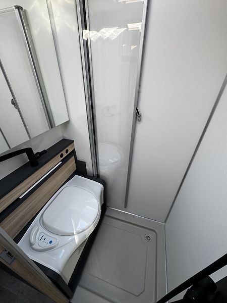 Frankia (2026) NEO MT 7GDK - MB 2,0l/170 HP - fotka 56 z 62