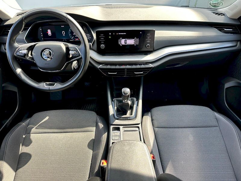 Škoda Octavia (2022) 2.0 TDI 85kW Ambition Combi - fotka 5 z 23