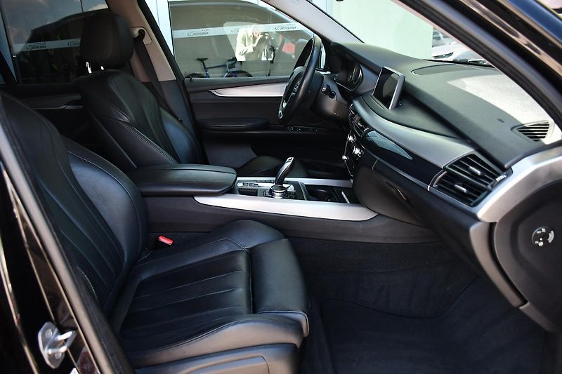 BMW X5 xDrive30d NAVI KŮŽE KAMERA - fotka 17 z 39