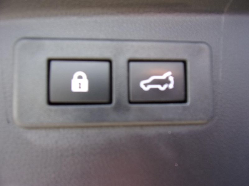 Subaru Outback (2024) 2.5i 136kW 4X4 PREMIUM AUTOMAT - fotka 19 z 23