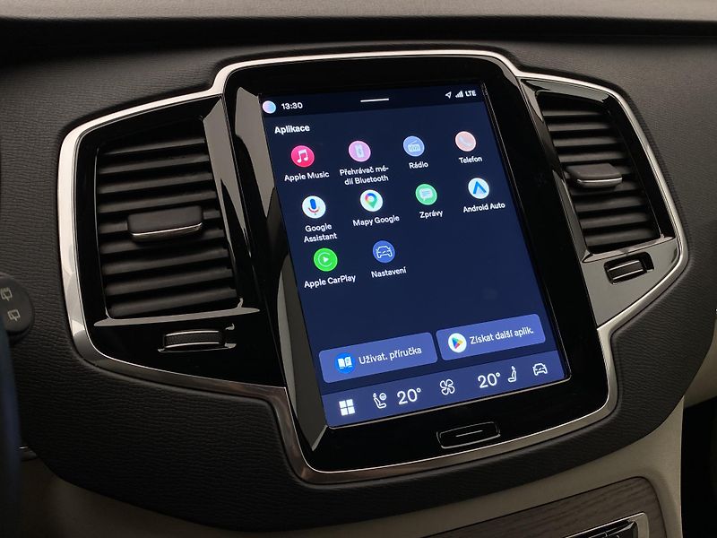 Volvo XC90 B5 AWD CORE AUT CZ - fotka 8 z 58