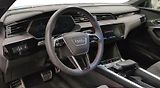 Audi Q8 e-tron 55 Q 360k Matrix 4 zóny Pano - náhled 7
