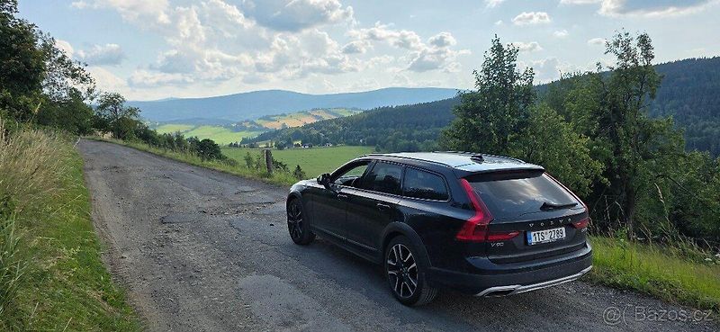 Volvo V90 (2019) CROSS COUNTRY, 4x4,odpočet DPH - fotka 8 z 11