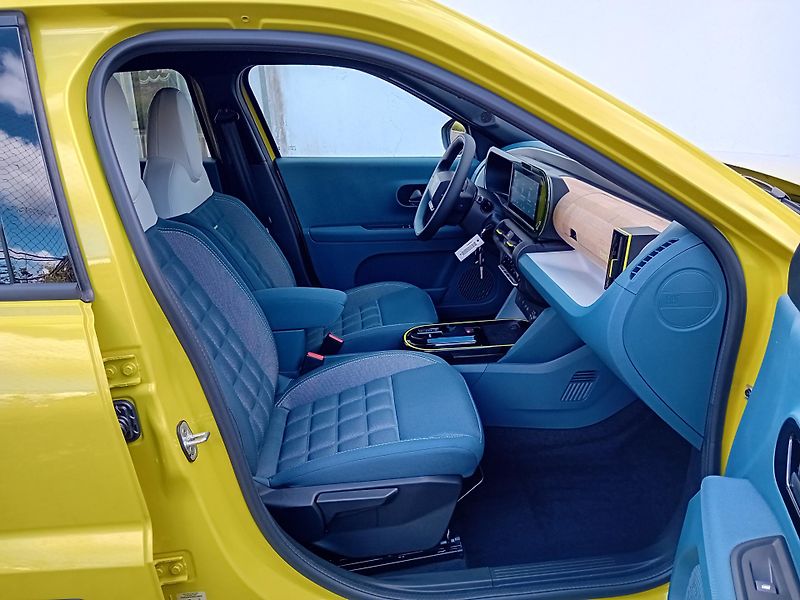 Fiat Grande Panda (2026) HYBRID 110k LaPrima 8LET/IHNED - fotka 9 z 20