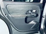 Mercedes-Benz GLB (2024) 200d*4M*AMG*OFF.ROAD*7MÍST*360 - náhled 39