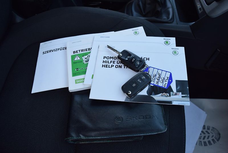 Škoda Yeti (2016) 1.4TSI 92kw AMBITION SMARTLINK - fotka 49 z 49