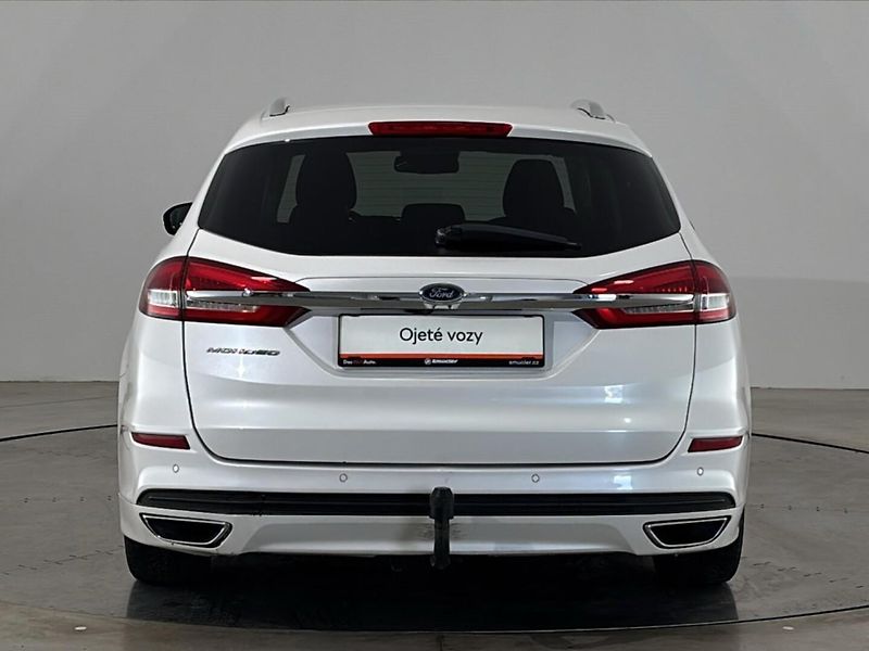 Ford Mondeo AT - fotka 17 z 28