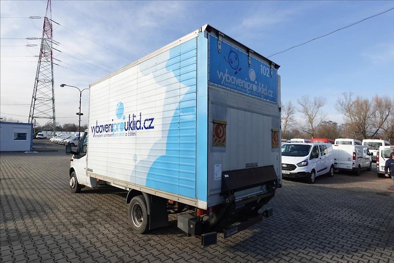 Ford Transit 2,4 TDCi  SKŘÍŇ ČELO - fotka 11 z 30