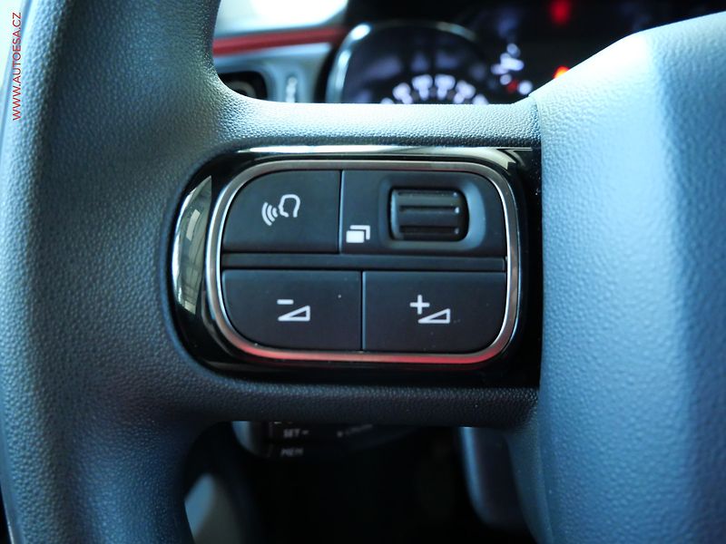 Citroën C3 (2022) 1.2PT, 2.maj,ČR, LED, park - fotka 16 z 20