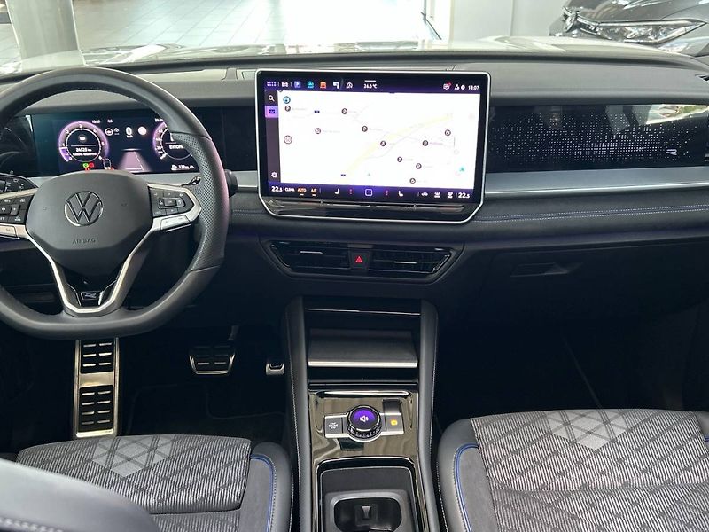 Volkswagen Tayron (2025) 2.0 TDI 7DSG 4MOTION R-Line - fotka 5 z 35