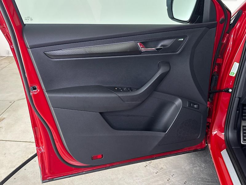 Škoda Karoq Sportline DSG - fotka 13 z 29