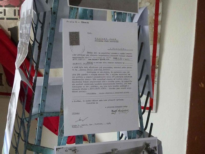 Z ateliéru s vůní benzinu v Bystrém. Jiří Červený.