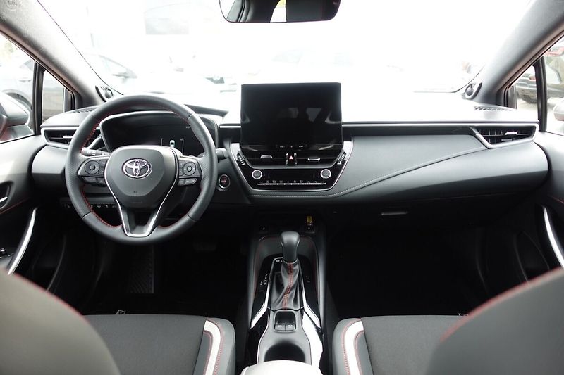 Toyota Corolla 2,0 HEV GR SPORT JBL - fotka 17 z 33