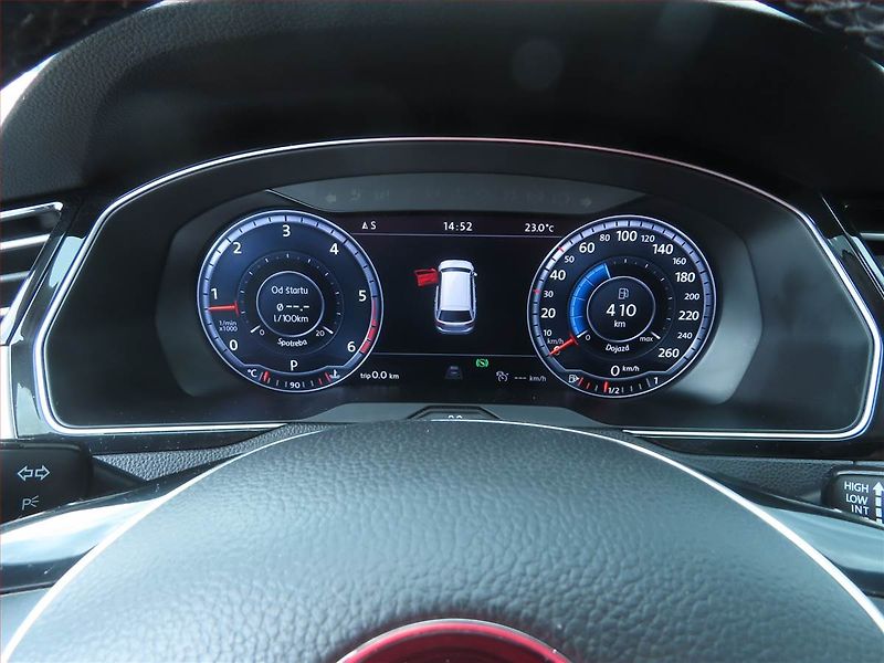 Volkswagen Passat (2016) 2.0 TDI, Automat, Kůže, Navi - fotka 11 z 21