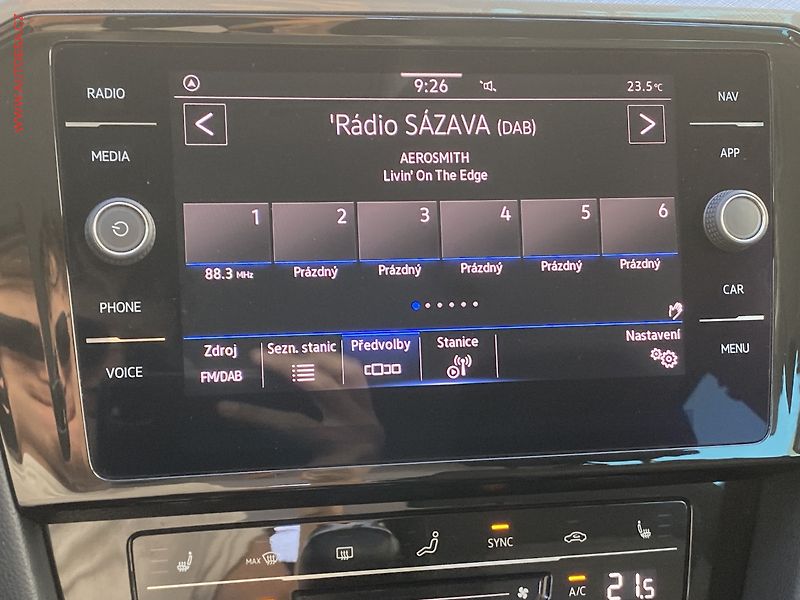 Volkswagen Passat (2020) 2.0 TDi, Business, navi, +ALU - fotka 16 z 18