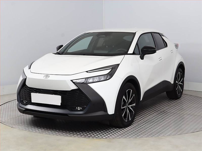 Toyota C-HR (2024) 1.8 Hybrid - fotka 2 z 21