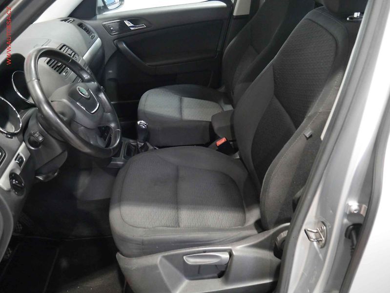 Škoda Yeti (2010) 1.2 TSi, AC, temp - fotka 9 z 16