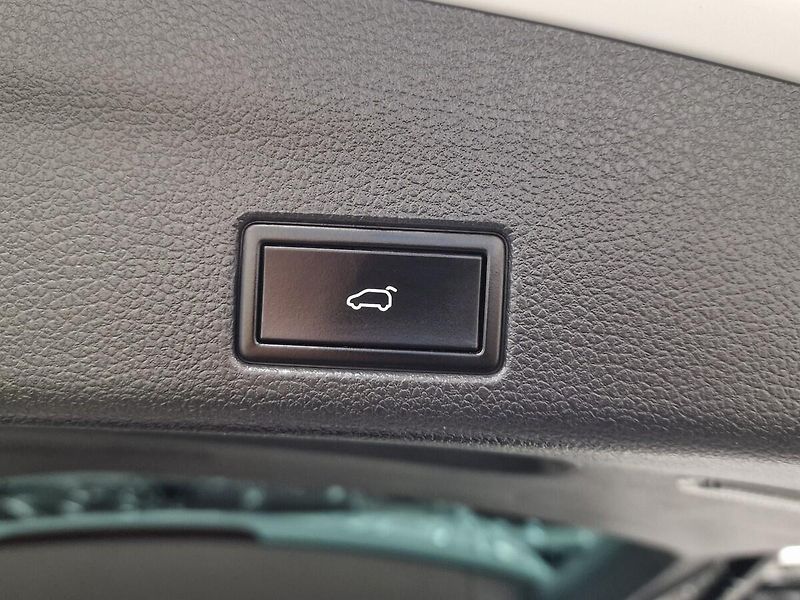 Volkswagen Sharan (2020) 130kW 4M GT DSG 2020 | Záruka - fotka 30 z 73