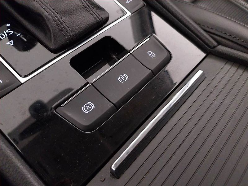 Škoda Superb (2016) Laurin&Klement 2.0 TDI - fotka 17 z 26