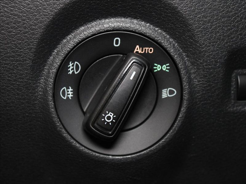 Škoda Fabia 1,2 TSi 81kW Style Kombi ČR - fotka 16 z 25