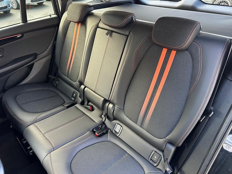 BMW Řada 2 (2019) 216i Gran Tourer - CZ - DPH - fotka 23 z 26