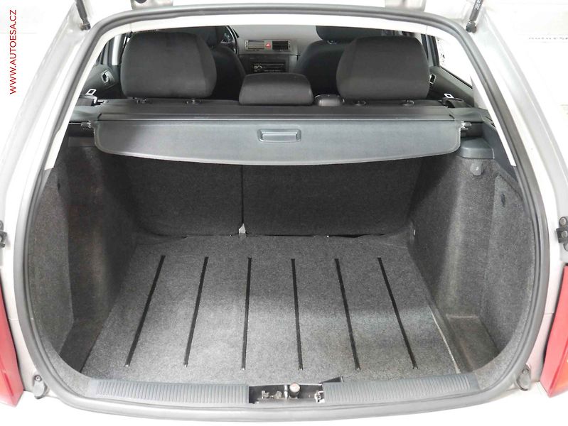 Škoda Fabia (2005) 1.2 HTP, ČR, AC, tempo - fotka 7 z 15