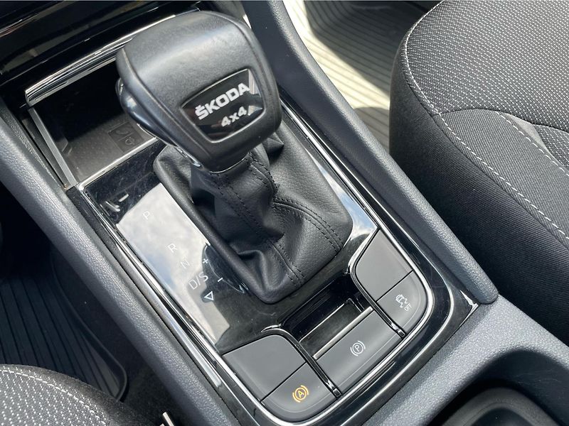 Škoda Kodiaq 2.0 TDi 4x4 DSG 7st. AMBITION - fotka 24 z 28